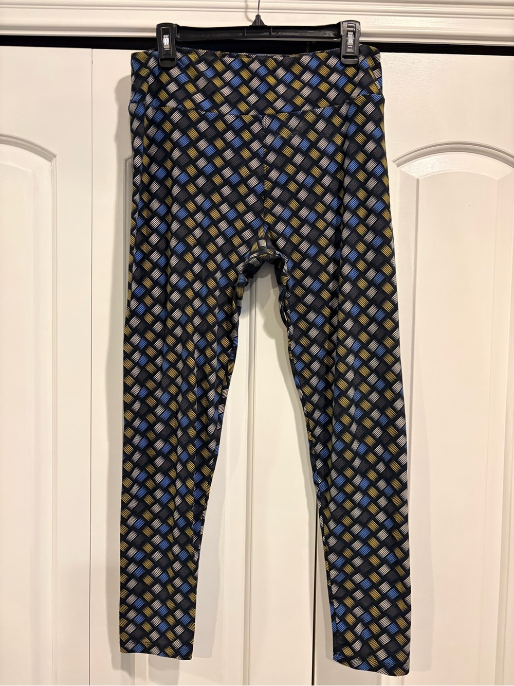 Women’s Lulu RoeGeometric Print Leggings - Blue and Olive - tall and curvy